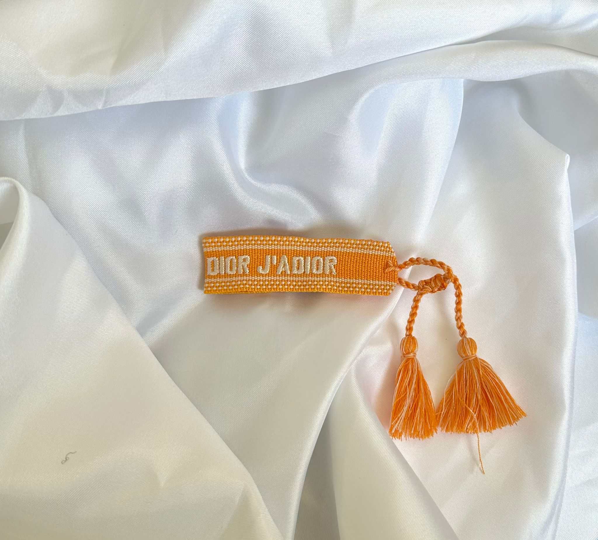 584efdb0-d4e4-4def-9fd1-e49654319146